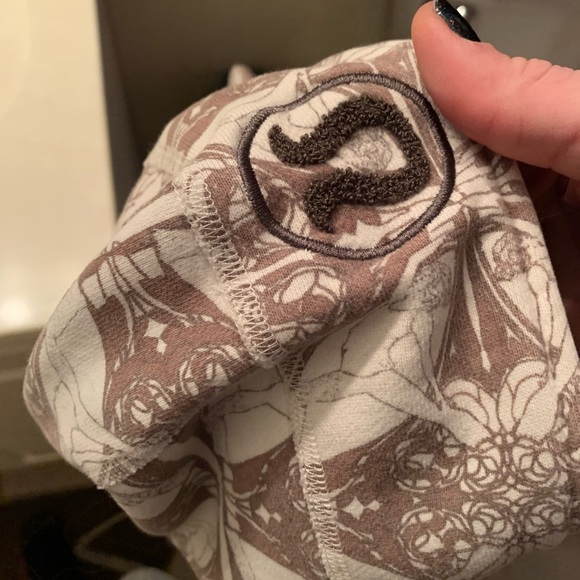 Lulu scuba hoodie!! Size 8 - Picture 2 of 6